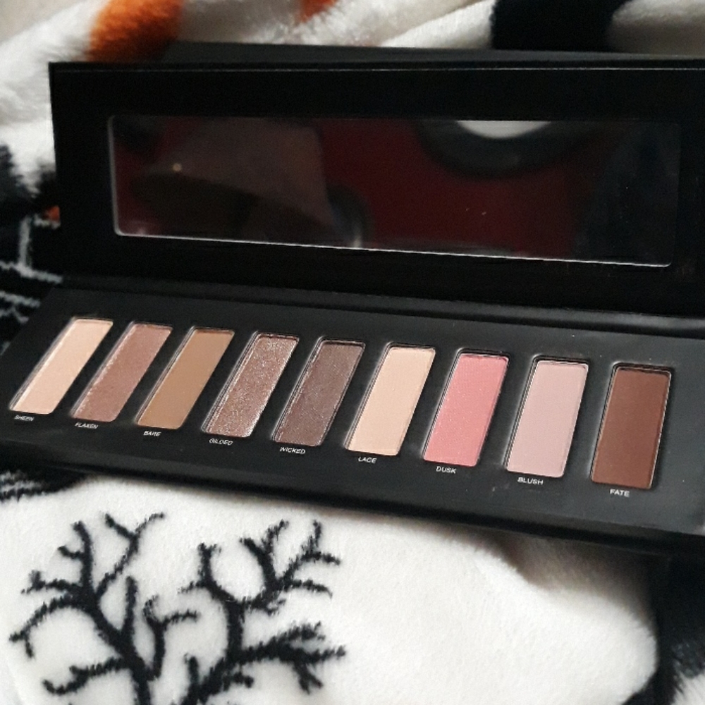 Sheen and Fate Studiomakeup Eyeshadow
